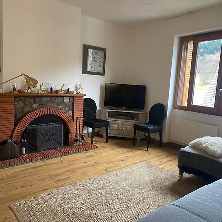 Maison Pyrenees Saint-Aventin 外观 照片