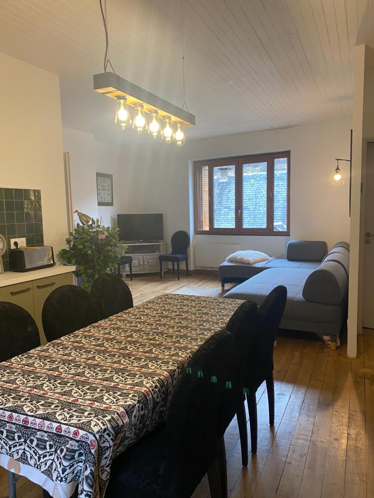 Maison Pyrenees Saint-Aventin 外观 照片